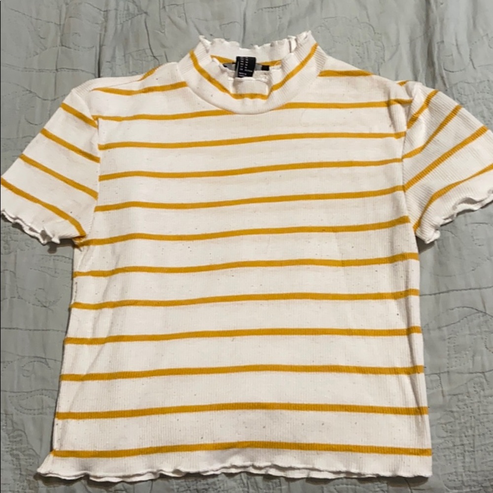 Adorable cropped lettuce edge top from forever21
